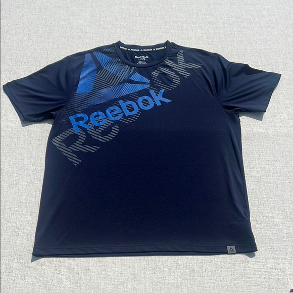 Reebok Other - Reebok Blue Short Sleeve Performance Tee‎